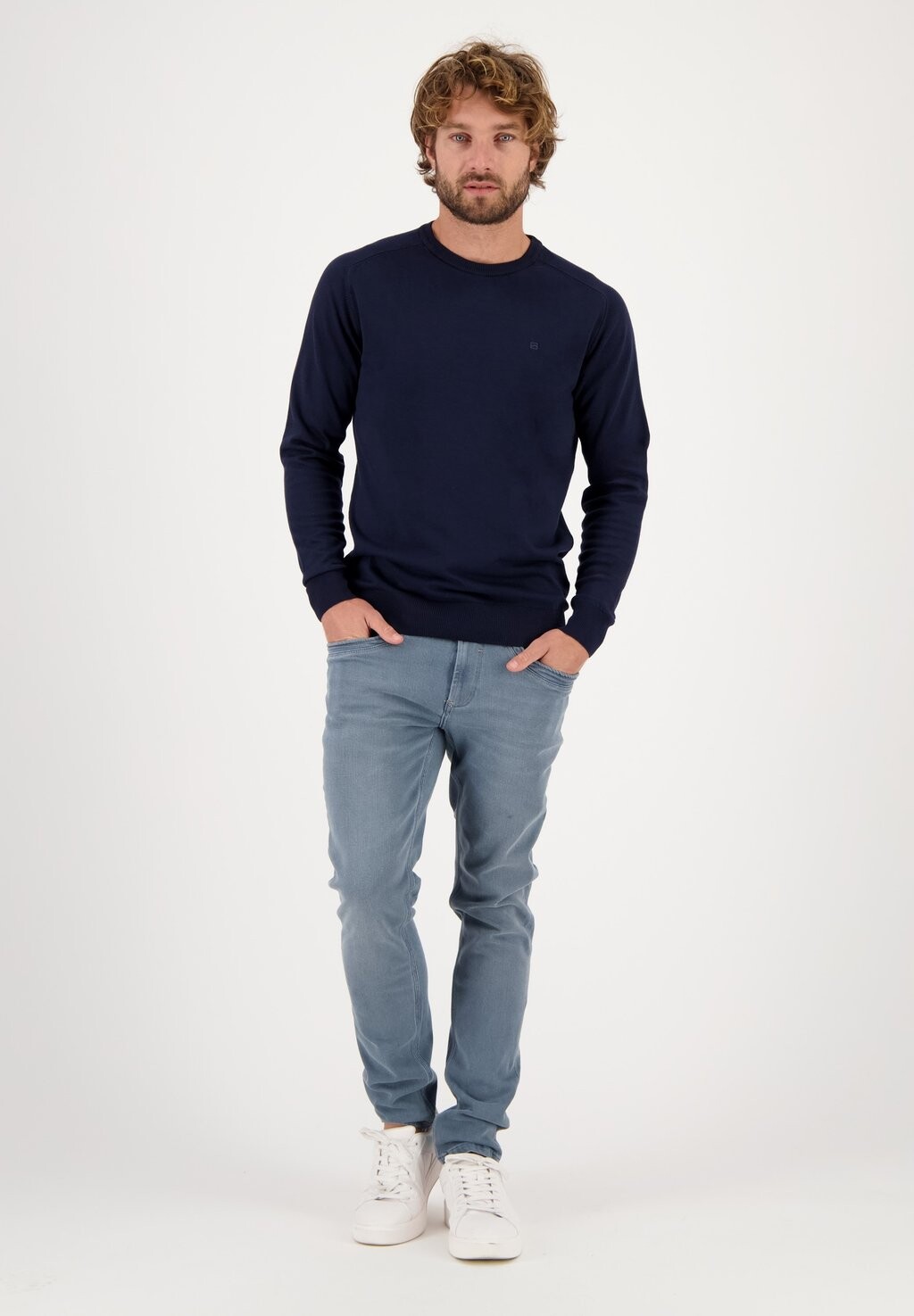 Джемпер ROUND NECK Gabbiano, темно-синий
Джемпер ROUND NECK Gabbiano, темно-синий