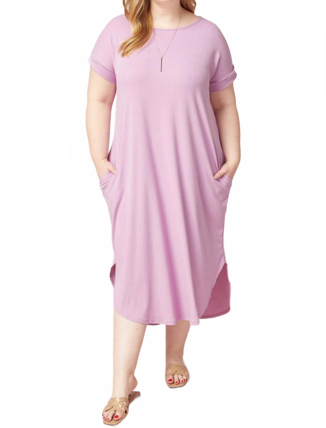 Платье миди с ребристыми карманами в лавандовом цвете Entro, лавандовый
Платье миди с ребристыми карманами в лавандовом цвете Entro, лавандовый