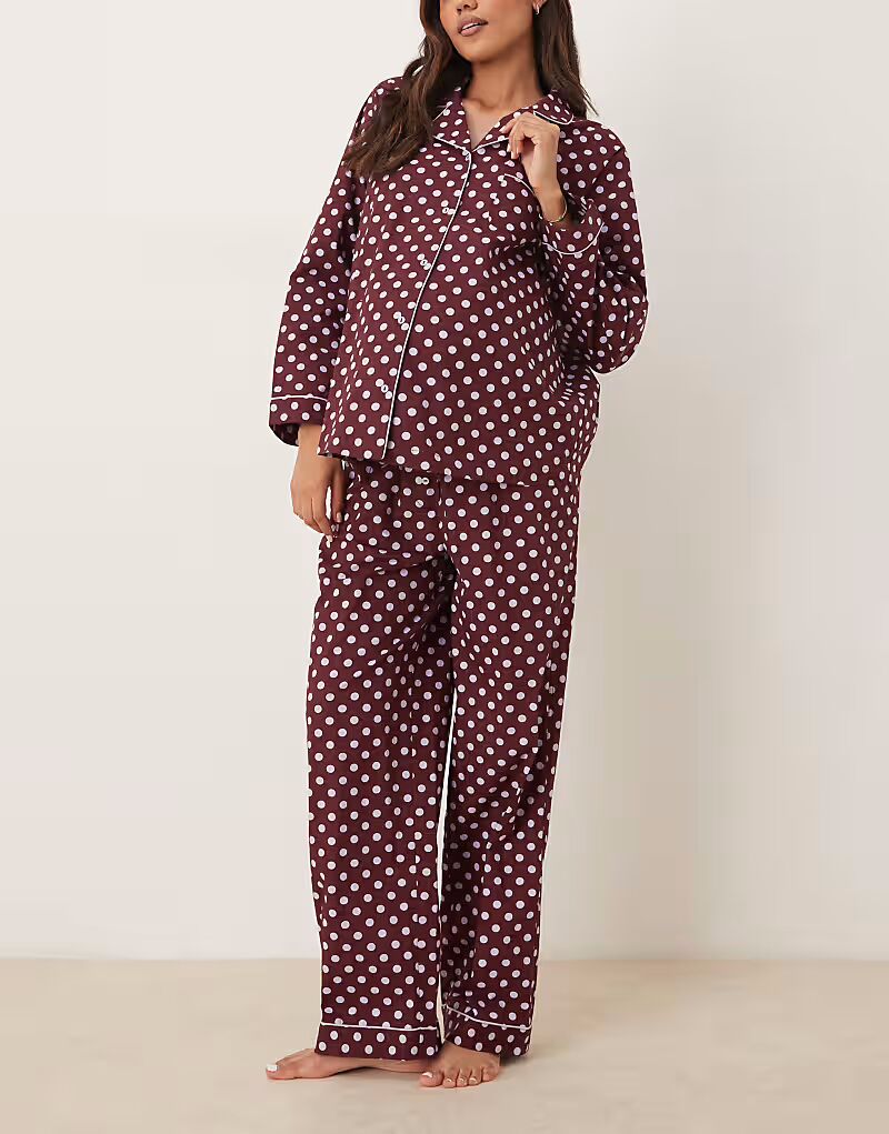 Пижамный комплект для беременных в горошек с бархатной отделкой Asos Maternity
Пижамный комплект для беременных в горошек с бархатной отделкой Asos Maternity