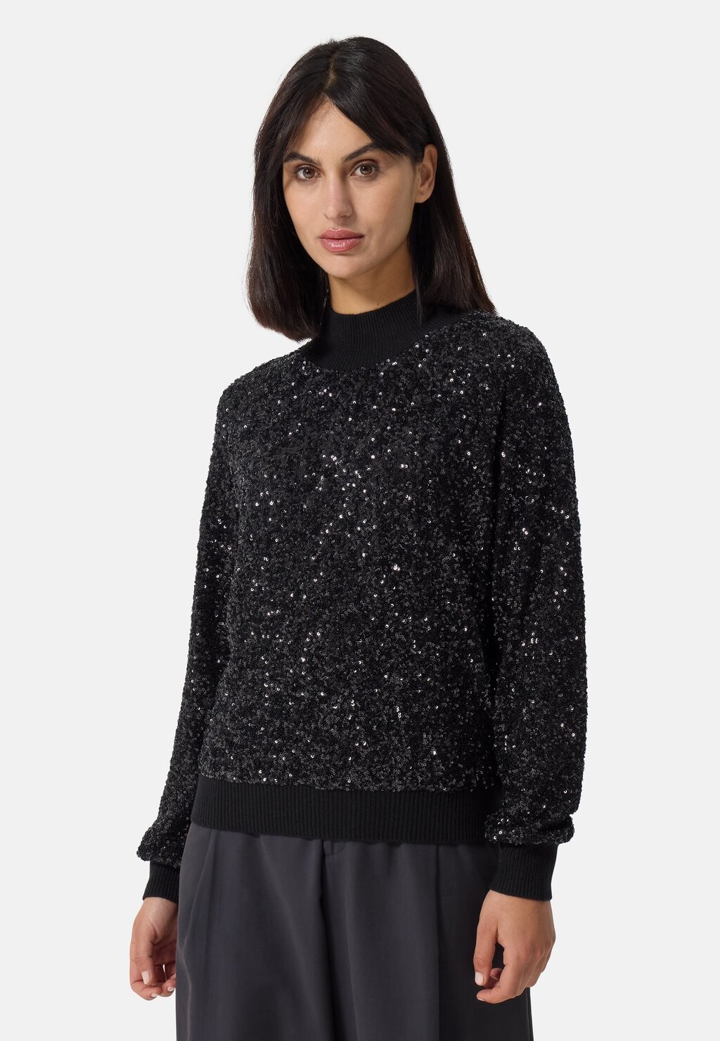 Толстовка CASH-MERE, черный
Толстовка CASH-MERE, черный