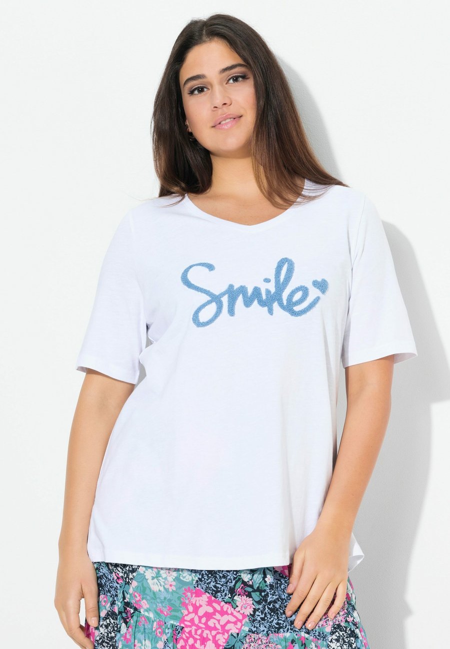 Футболка Ulla Popken SMILE SHORT SLEEVE GRAPHIC , Snow White/White, Белый, Футболка Ulla Popken SMILE SHORT SLEEVE GRAPHIC , Snow White/White
Футболка Ulla Popken SMILE SHORT SLEEVE GRAPHIC , Snow White/White, Белый, Футболка Ulla Popken SMILE SHORT SLEEVE GRAPHIC , Snow White/White