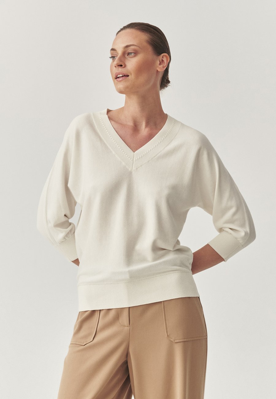 Джемпер TATUUM Jumper, Off White/Off-White
Джемпер TATUUM Jumper, Off White/Off-White