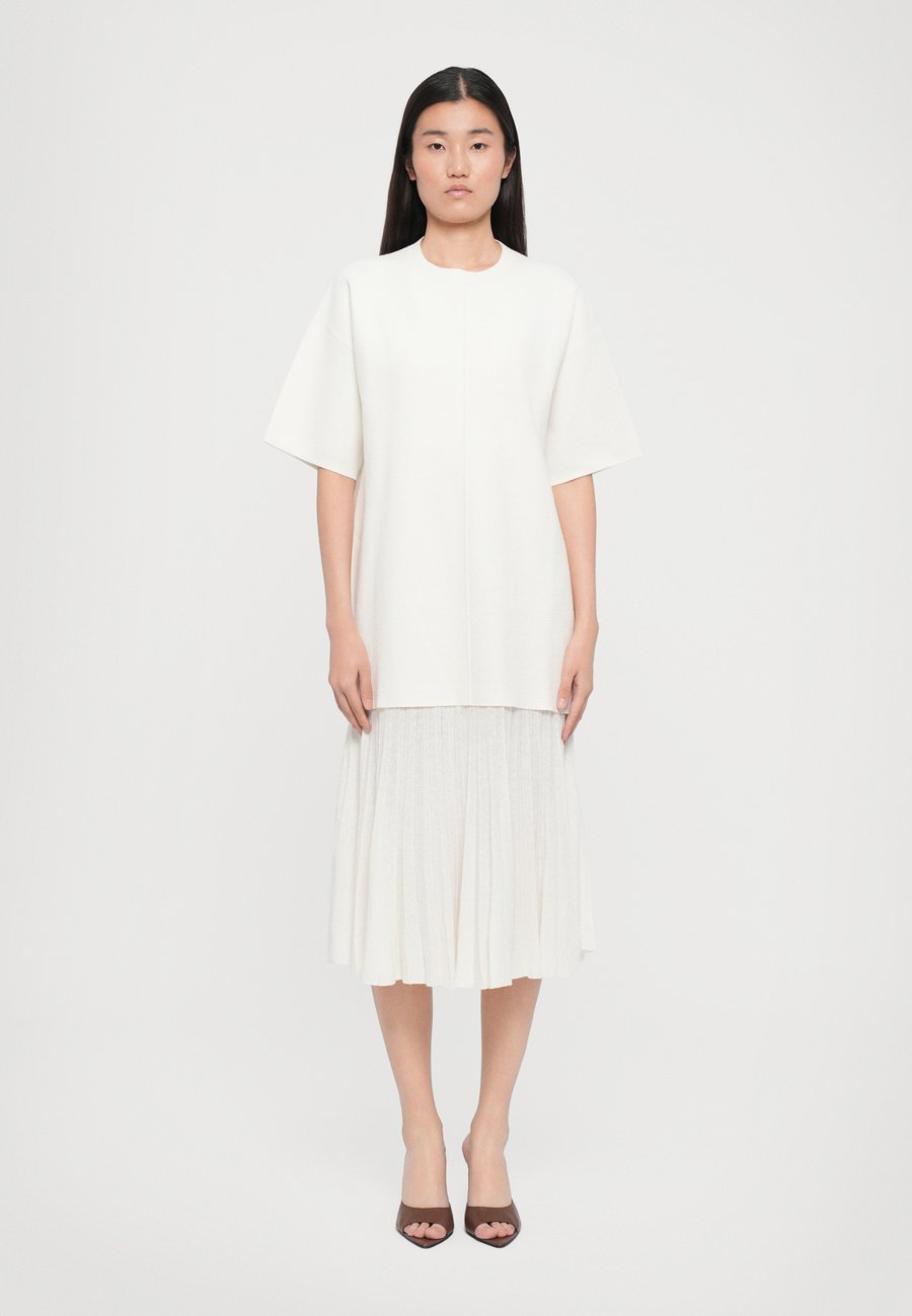 Платье AERON DRIFT, Beige
Платье AERON DRIFT, Beige