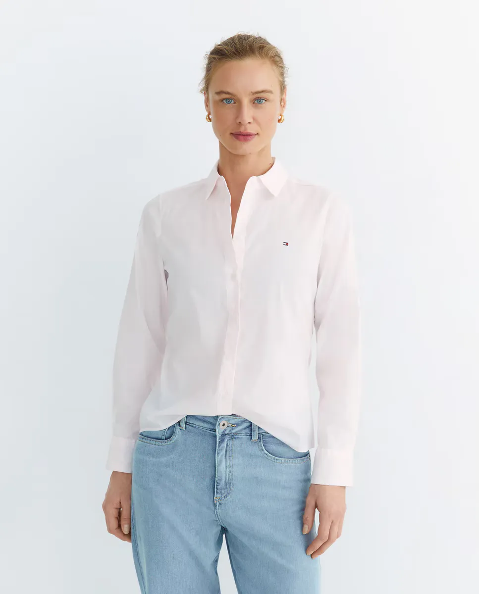 Женская однотонная рубашка с длинными рукавами и вышитым логотипом на груди Tommy Hilfiger, цвет Rosa claro
Женская однотонная рубашка с длинными рукавами и вышитым логотипом на груди Tommy Hilfiger, цвет Rosa claro