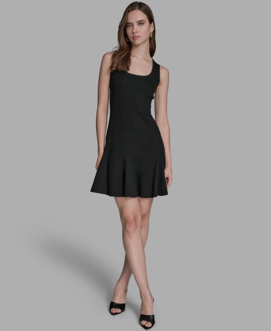 Женское вязаное платье-свитер с люрексом BCBG, BLACK
Женское вязаное платье-свитер с люрексом BCBG, BLACK