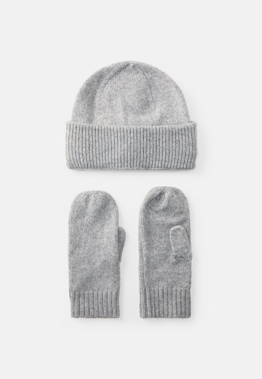 Шапка Pieces PCNYNNE HOOD PWP 2-PACK , Light Grey Melange/Mottled Light Grey
Шапка Pieces PCNYNNE HOOD PWP 2-PACK , Light Grey Melange/Mottled Light Grey