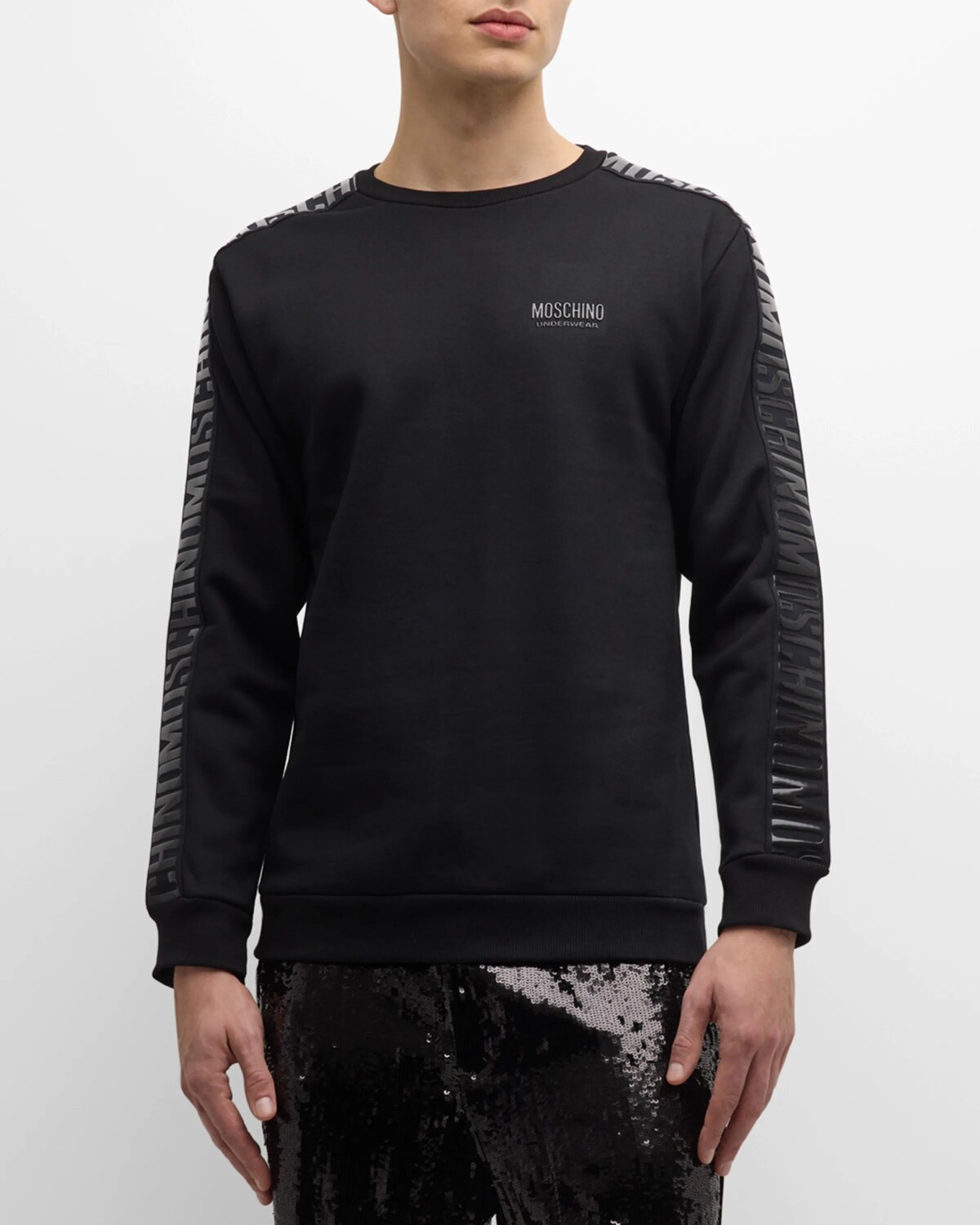 Мужской матовый свитшот с логотипом Moschino, цвет Black
Мужской матовый свитшот с логотипом Moschino, цвет Black