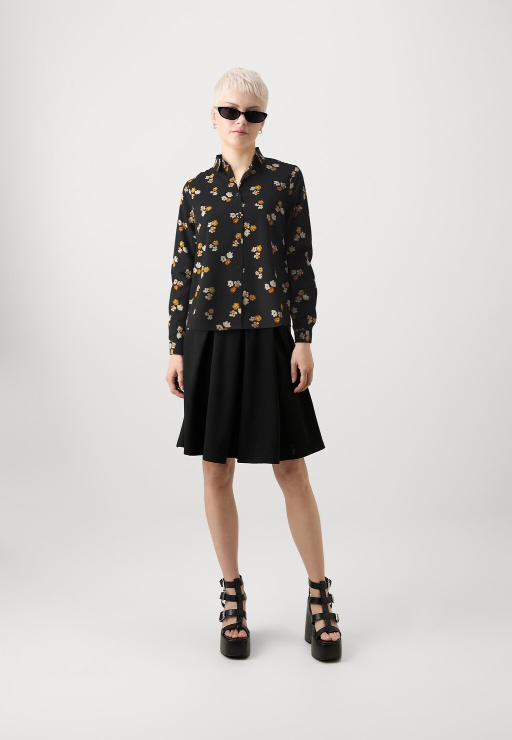 Рубашка-блузка ONLNOVA LIFE LUX ONLY Petite, черный
Рубашка-блузка ONLNOVA LIFE LUX ONLY Petite, черный