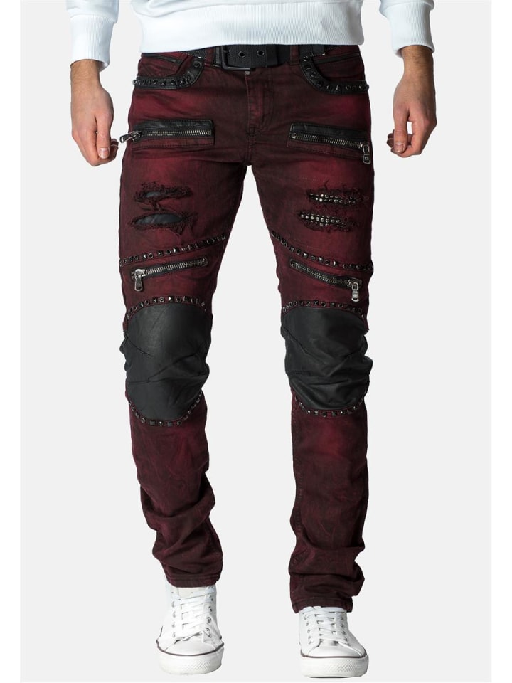 Джинсы в Бордо Cipo & Baxx
Джинсы в Бордо Cipo & Baxx