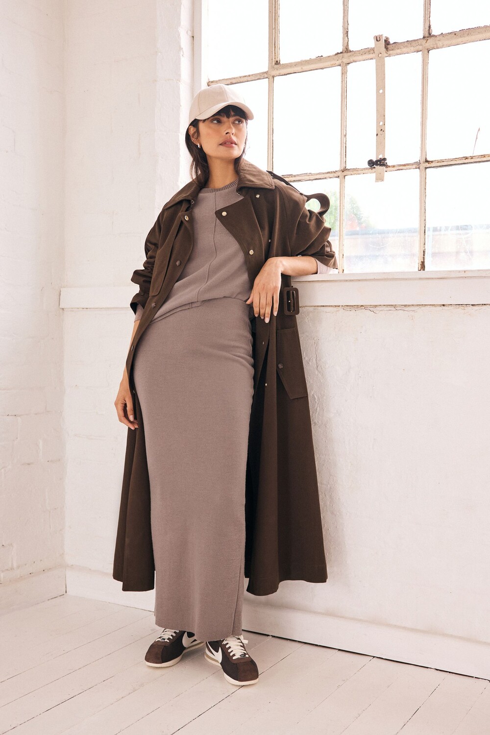 Уютная мягкая юбка стойка миди Next, нейтральный
Уютная мягкая юбка стойка миди Next, нейтральный