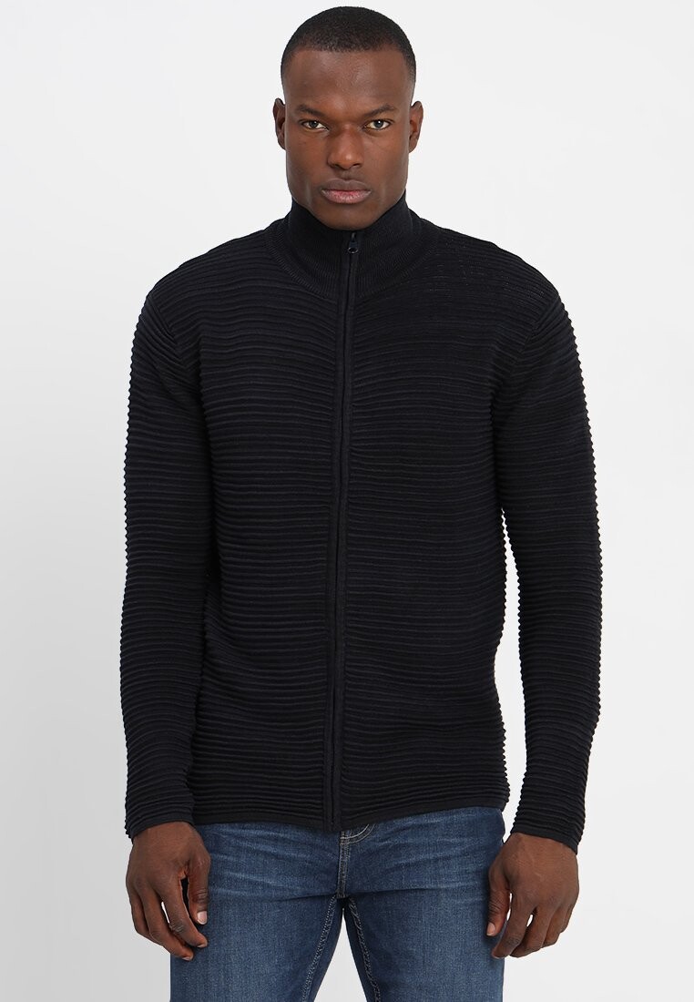 Кардиган SDSTRUAN Solid, темно-синий
Кардиган SDSTRUAN Solid, темно-синий