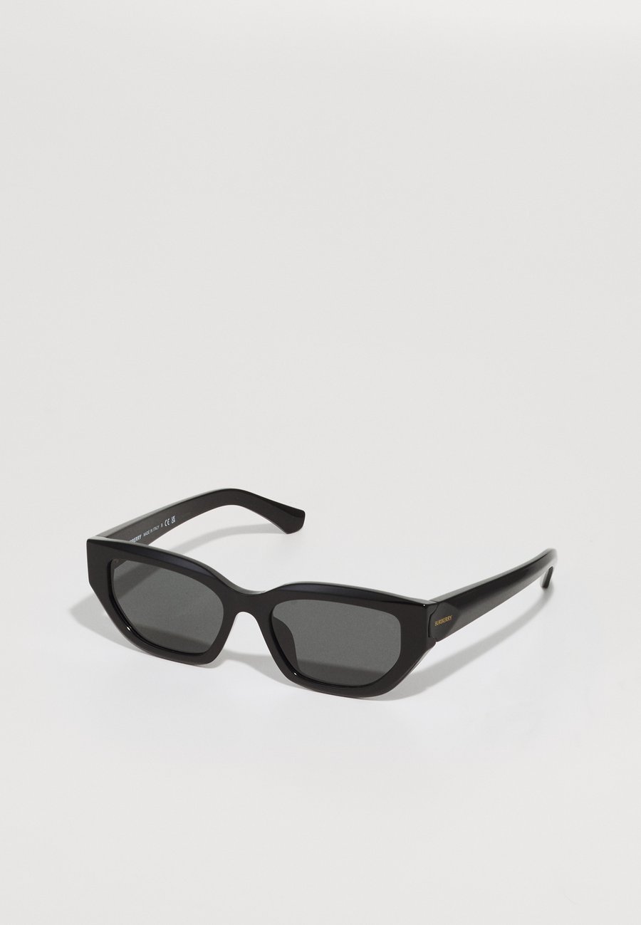 Солнцезащитные очки Burberry Sunglasses, Black
Солнцезащитные очки Burberry Sunglasses, Black