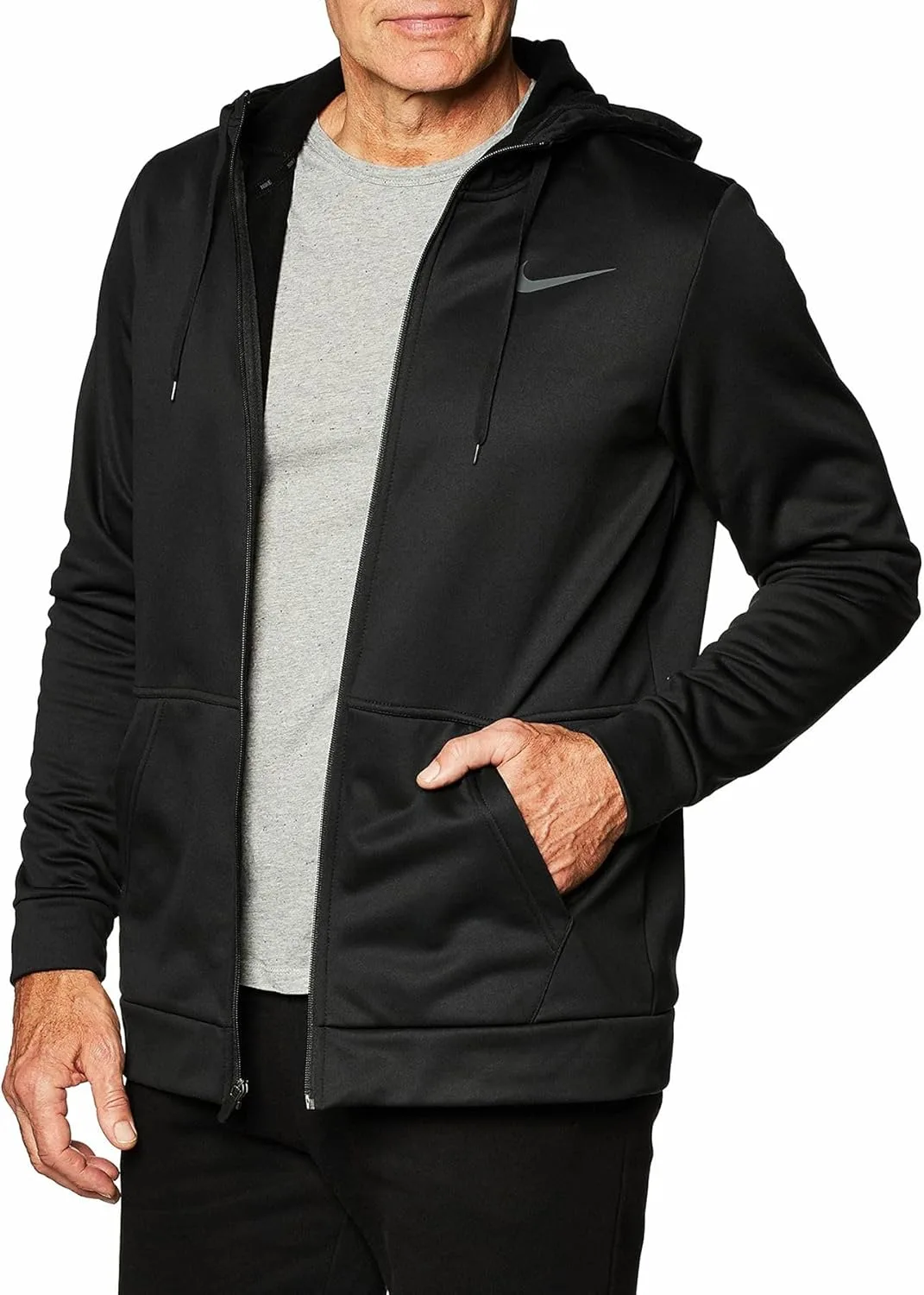 Термоблуза Nike Dry с молнией
Термоблуза Nike Dry с молнией