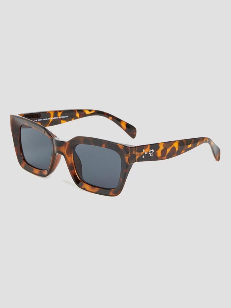 Солнцезащитные очки CHPO Anna Leopard Sonnenbrille, black
Солнцезащитные очки CHPO Anna Leopard Sonnenbrille, black