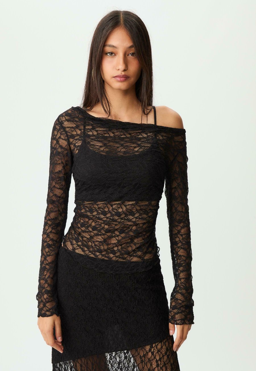 Блуза Stradivarius Blouse, Black
Блуза Stradivarius Blouse, Black