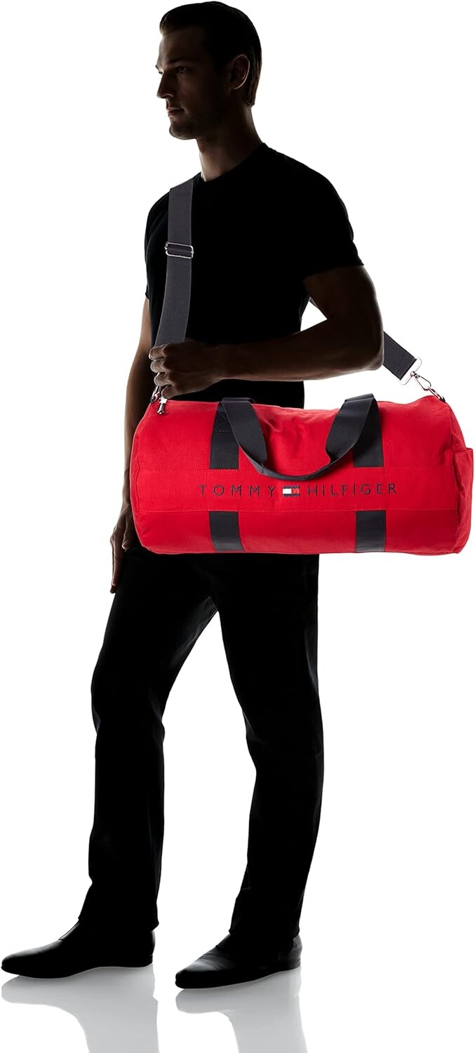 Мужская спортивная сумка из плотной ткани Tommy Hilfiger Jackson
Мужская спортивная сумка из плотной ткани Tommy Hilfiger Jackson