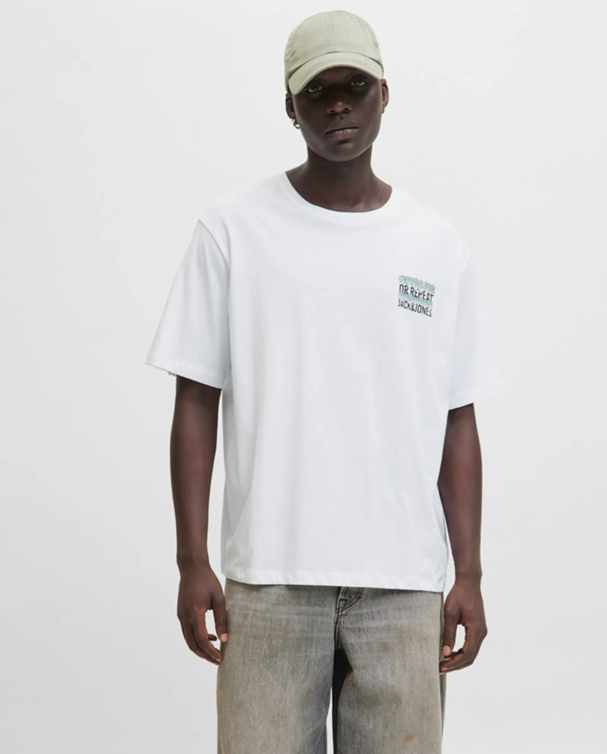 Мужская футболка с коротким рукавом и принтом на спине Jack & Jones, белый
Мужская футболка с коротким рукавом и принтом на спине Jack & Jones, белый