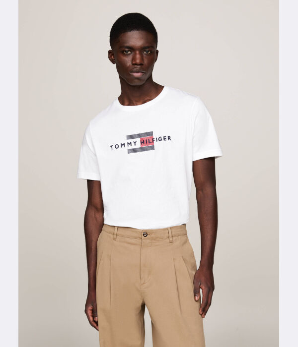 Футболки Regular fit Tommy Hilfiger, белый 
Футболки Regular fit Tommy Hilfiger, белый