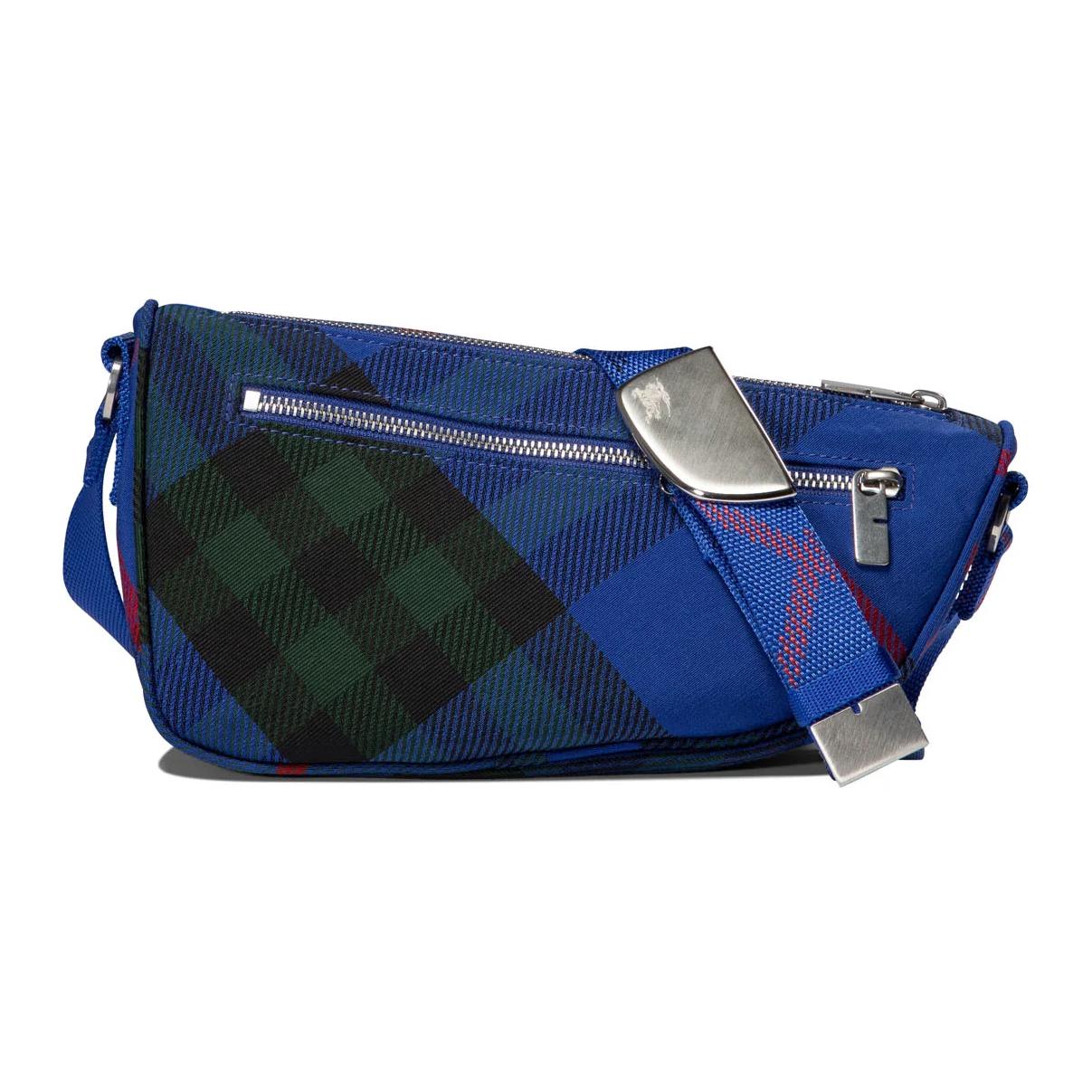 Маленький мессенджер Shield Checked Burberry, basic set (bag+dust bag)
Маленький мессенджер Shield Checked Burberry, basic set (bag+dust bag)