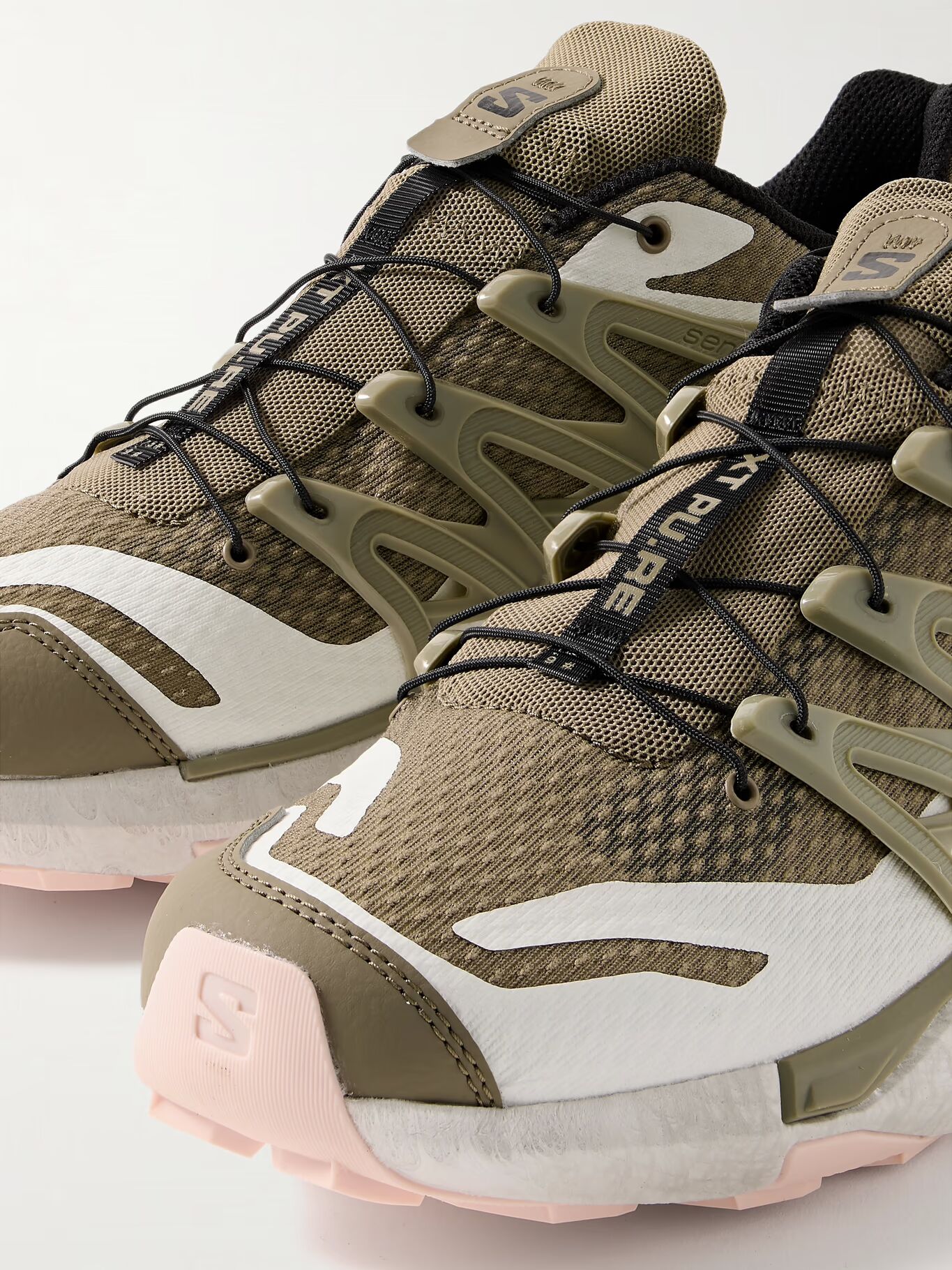 Кроссовки XT PU.RE ADVANCED с резиновой отделкой из сетки SALOMON, зеленый
Кроссовки XT PU.RE ADVANCED с резиновой отделкой из сетки SALOMON, зеленый