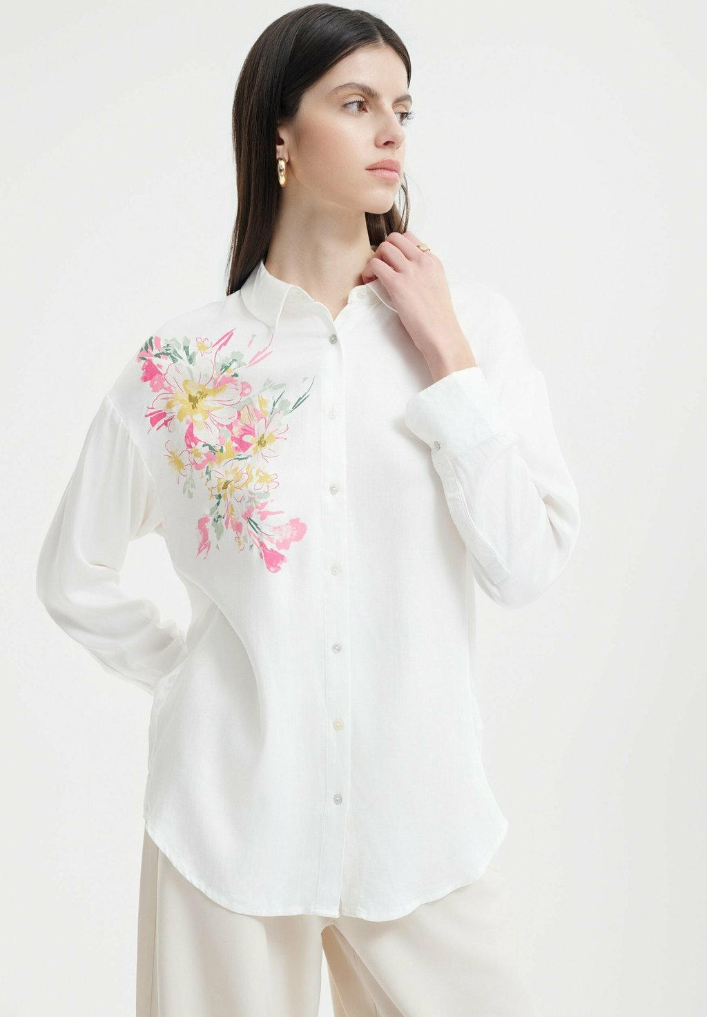 Блузка на пуговицах Greenpoint, белый
Блузка на пуговицах Greenpoint, белый