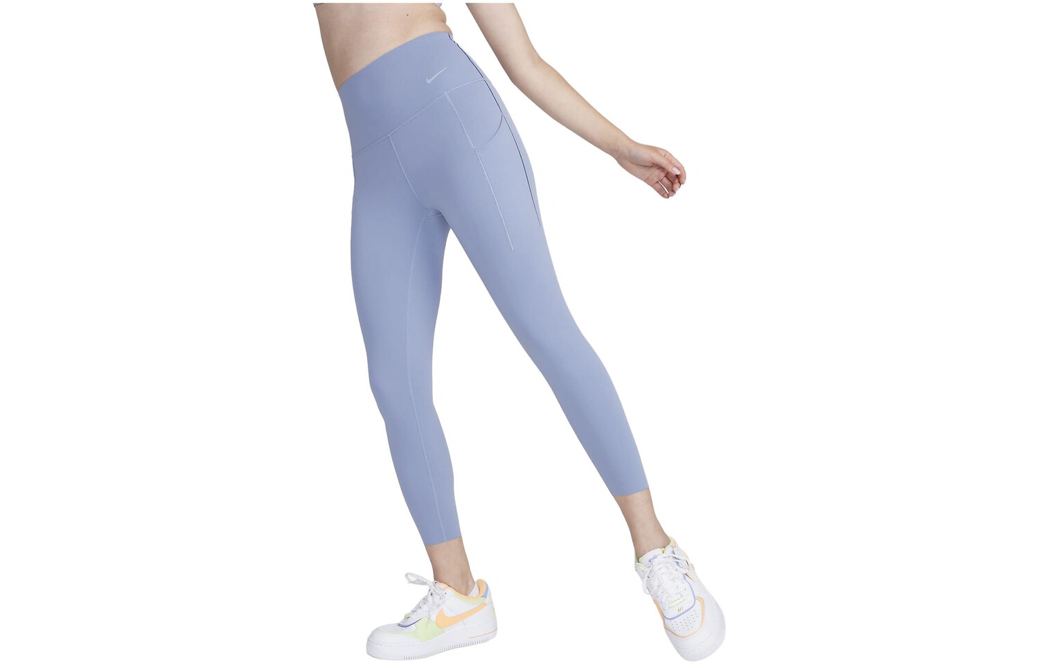 Женские спортивные брюки Nike, цвет Blue
Женские спортивные брюки Nike, цвет Blue