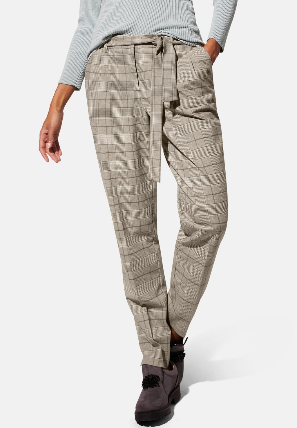 Брюки KARO MADELEINE, серо-коричневый
Брюки KARO MADELEINE, серо-коричневый