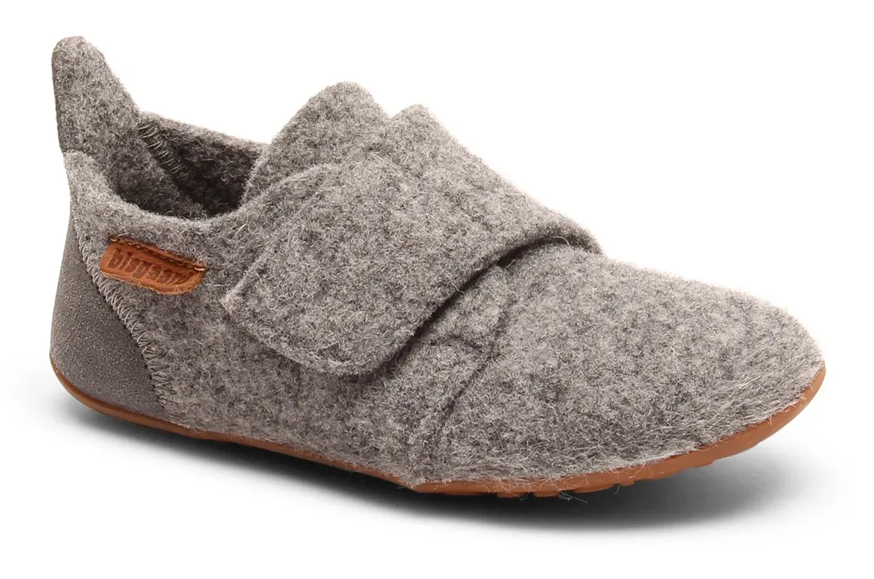 Тапочки Bisgaard " Bisgaard Casual Wool", туфли без шнуровки, туфли на липучке на подкладке из овечьей шерсти, серый
Тапочки Bisgaard " Bisgaard Casual Wool", туфли без шнуровки, туфли на липучке на подкладке из овечьей шерсти, серый