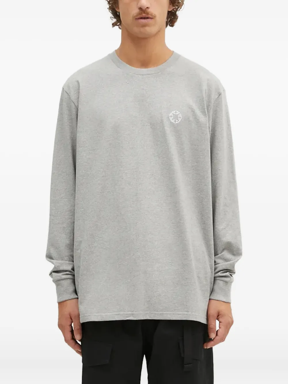 Футболка из хлопка с длинными рукавами 1017 ALYX 9SM, серый
Футболка из хлопка с длинными рукавами 1017 ALYX 9SM, серый