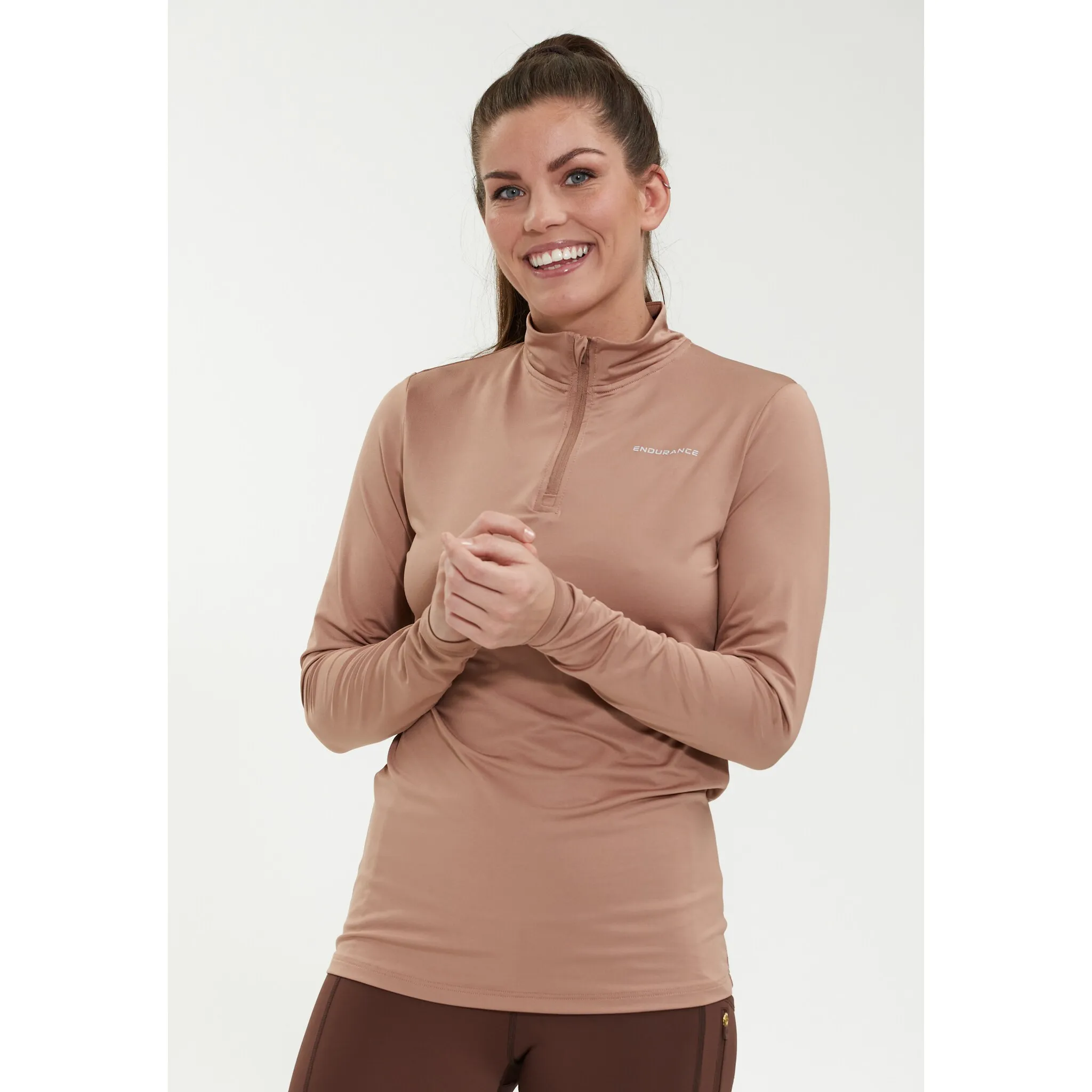 Функциональная рубашка ENDURANCE "Jaelyn" с практичными светоотражателями, цвет Nude
Функциональная рубашка ENDURANCE "Jaelyn" с практичными светоотражателями, цвет Nude