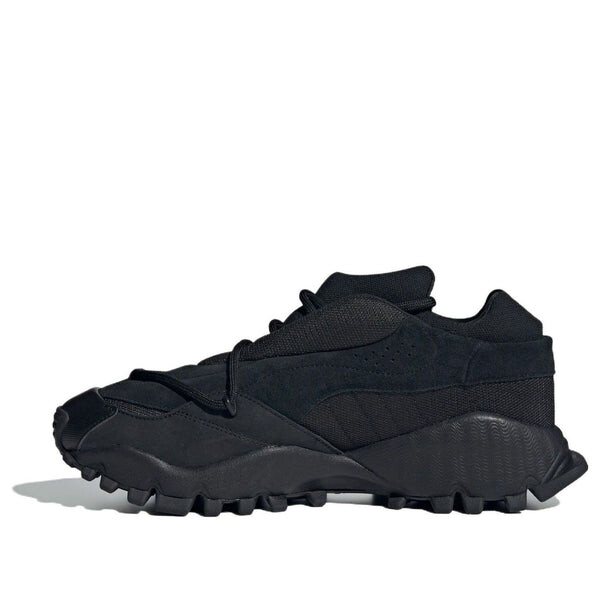 Кроссовки seeulater spw Adidas, черный
Кроссовки seeulater spw Adidas, черный