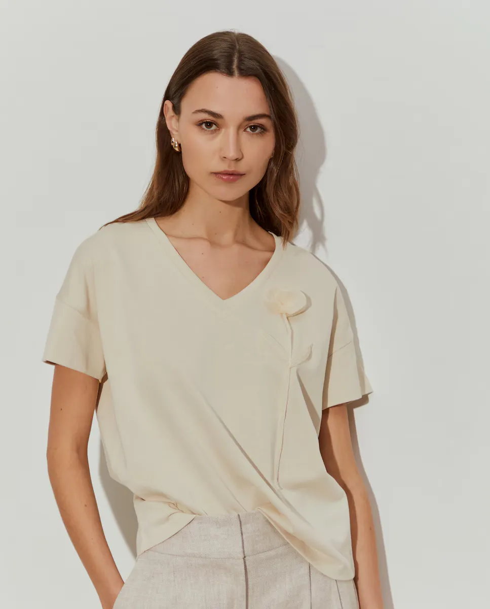 Женская хлопковая футболка с вышитым цветком Lion of Porches, бежевый
Женская хлопковая футболка с вышитым цветком Lion of Porches, бежевый