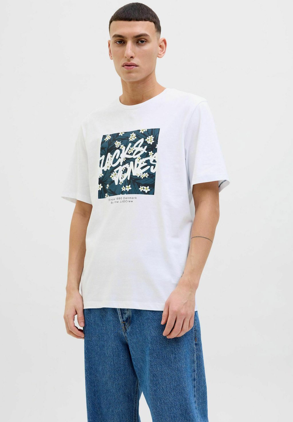 Футболка с принтом LOGO RUNDHALSAUSSCHNITT Jack & Jones, кремовый
Футболка с принтом LOGO RUNDHALSAUSSCHNITT Jack & Jones, кремовый