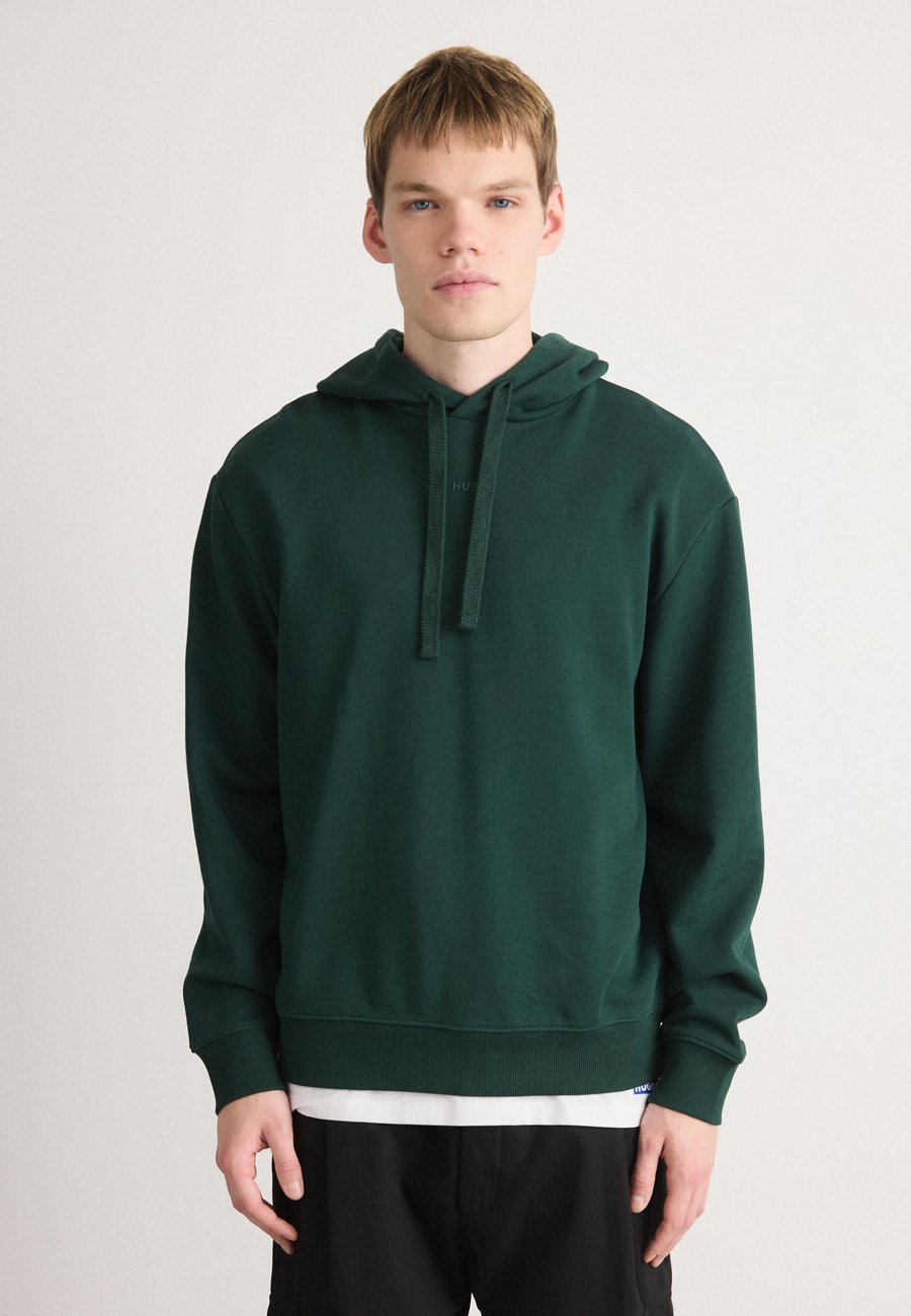 Худи HUGO DAPO, Open Green/Green
Худи HUGO DAPO, Open Green/Green