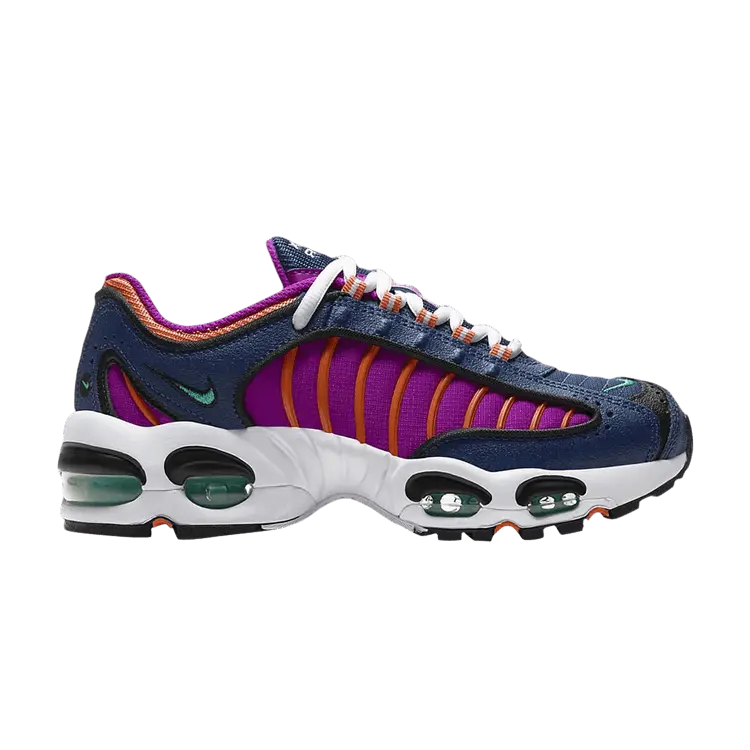 Кроссовки Nike Air Max Tailwind 4 GS, Blue Void Vivid Purple
Кроссовки Nike Air Max Tailwind 4 GS, Blue Void Vivid Purple