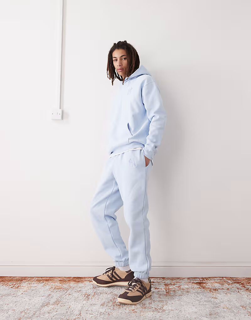 47 Brand NY Yankees джоггеры в ледяном синем цвете
47 Brand NY Yankees джоггеры в ледяном синем цвете