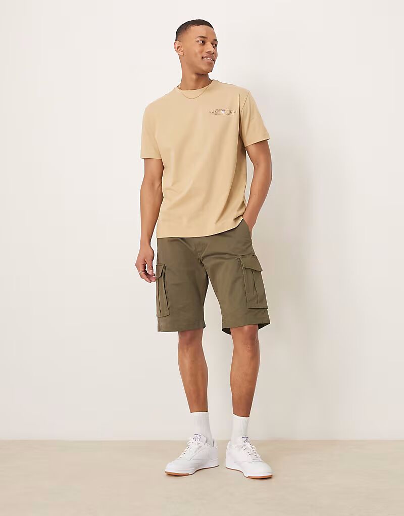 Шорты-карго свободного кроя GANT из твила темно-зеленого цвета
Шорты-карго свободного кроя GANT из твила темно-зеленого цвета