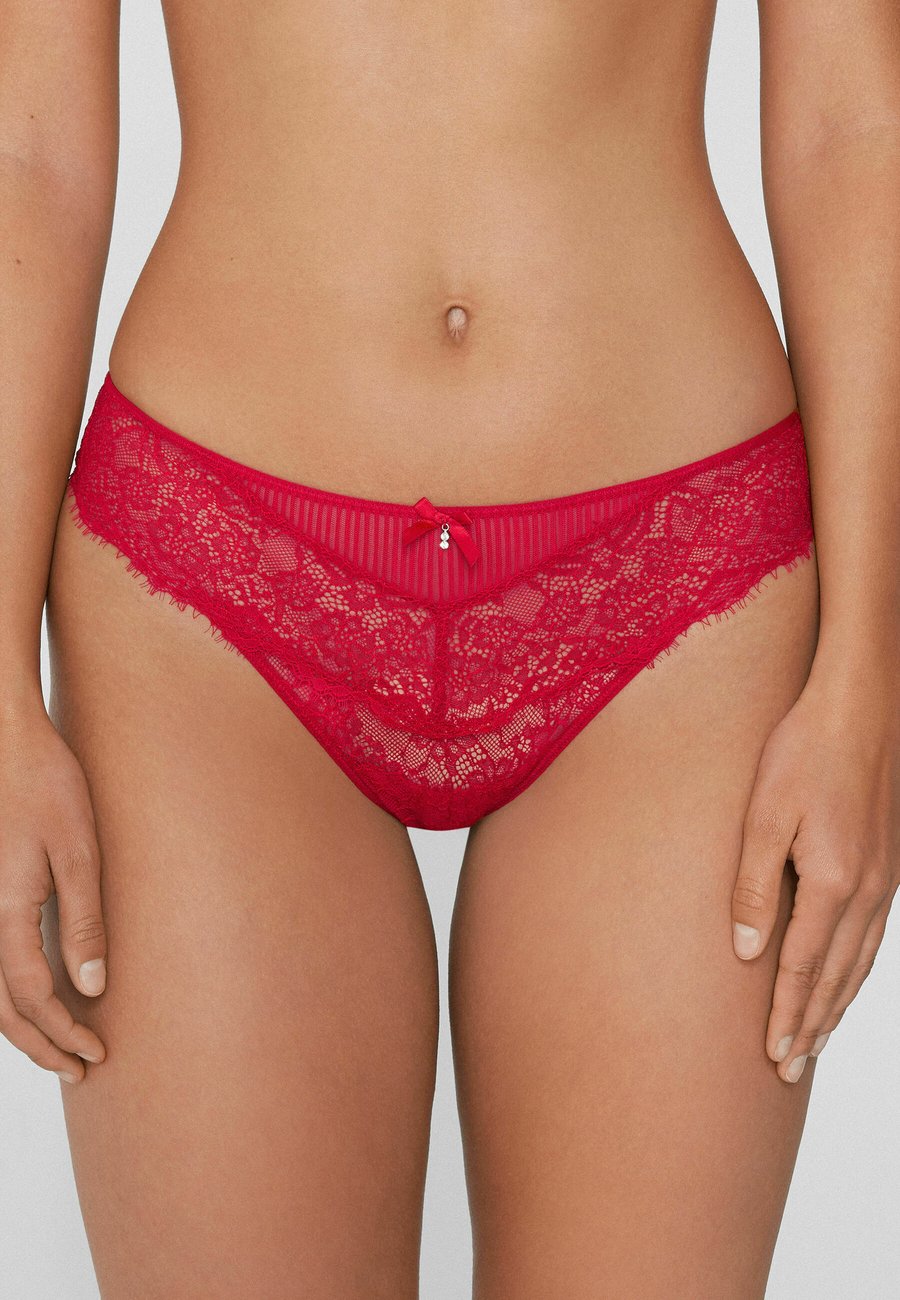 Трусы Tezenis BRASILIAN PRETTY PLISSÉ, Red/Mottled Red
Трусы Tezenis BRASILIAN PRETTY PLISSÉ, Red/Mottled Red
