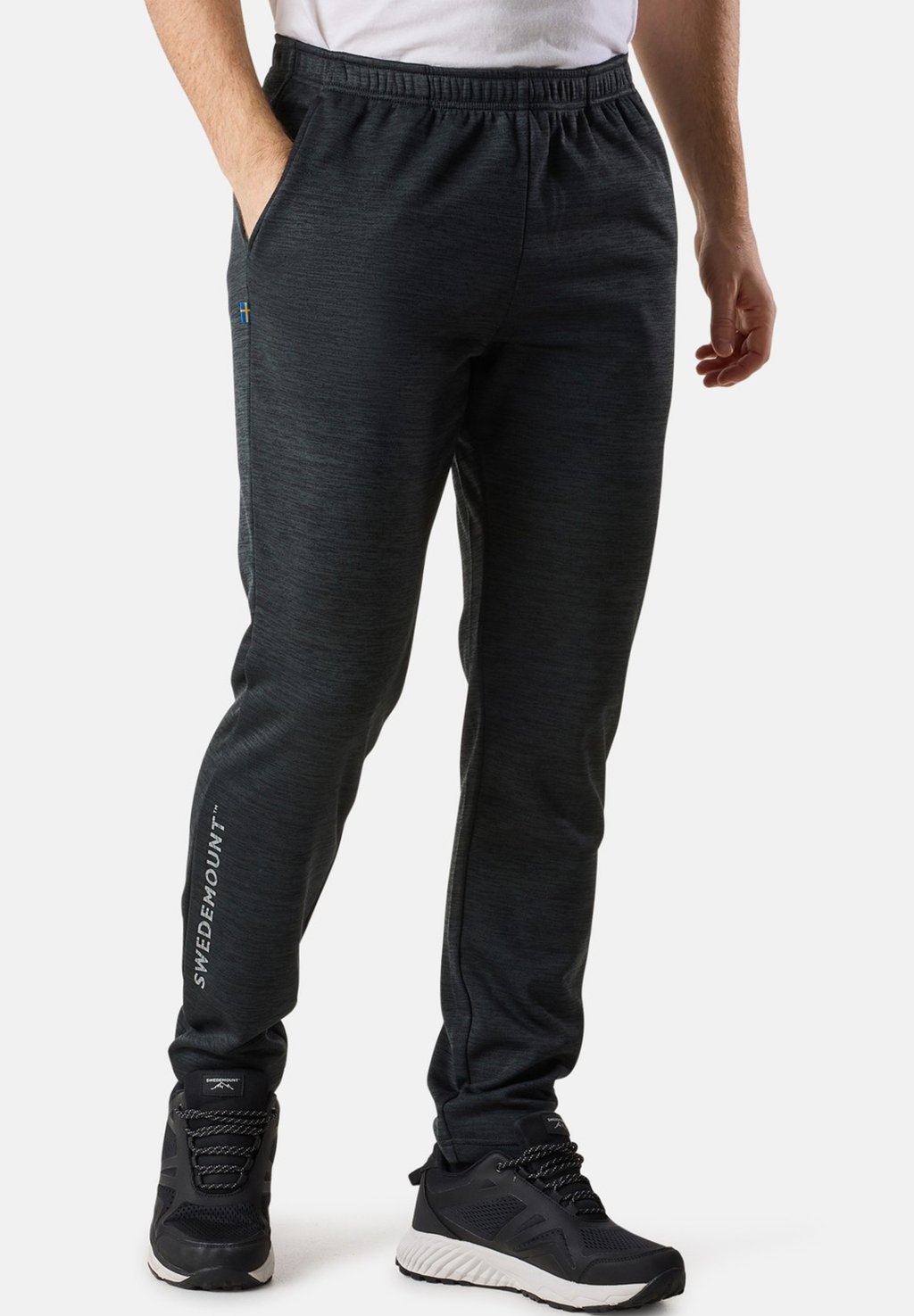 Спортивные штаны TRAINING LOGO Swedemount, цвет Charcoal Melange Charcoal Melange
Спортивные штаны TRAINING LOGO Swedemount, цвет Charcoal Melange Charcoal Melange