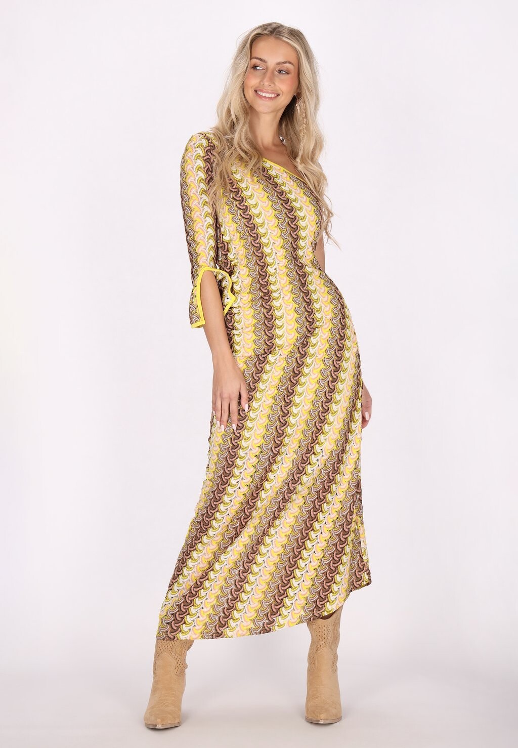 Платье макси IZIA, желтый
Платье макси IZIA, желтый