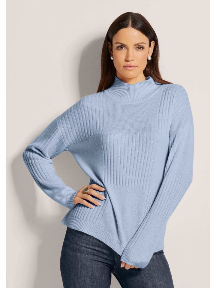 MADELEINE Свитер с воротником-стойкой из натуральной шерсти синего цвета
MADELEINE Свитер с воротником-стойкой из натуральной шерсти синего цвета