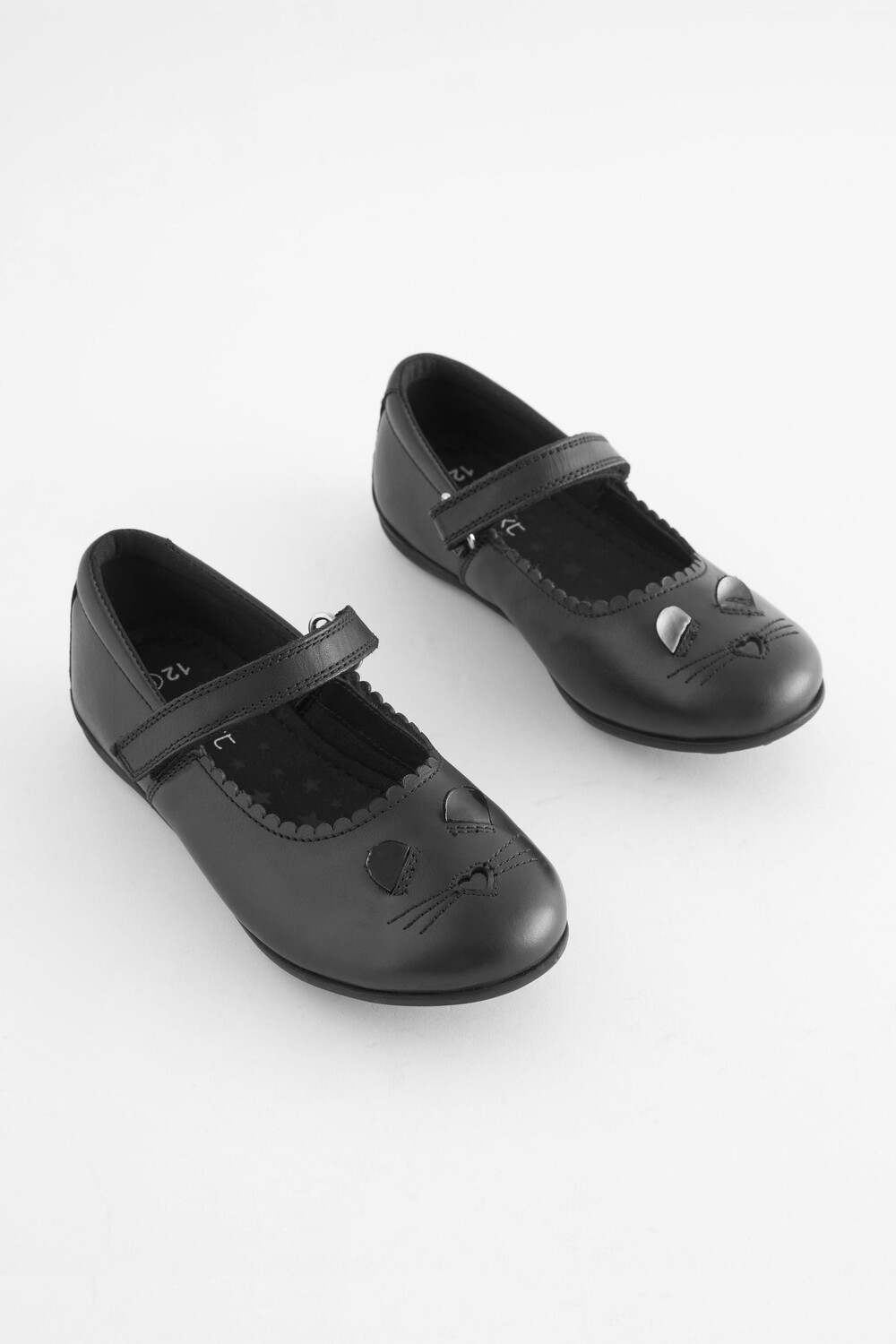 Кожаные школьные туфли с фигурой Мэри Джейн Next, черный
Кожаные школьные туфли с фигурой Мэри Джейн Next, черный