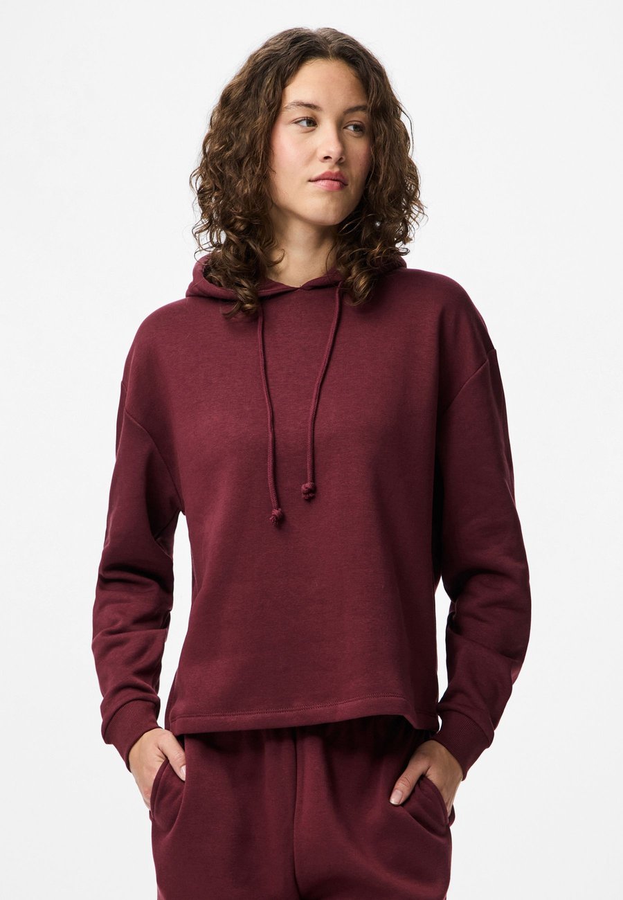 Худи Pieces CHILLI HOODIE, Tawny Port/Bordeaux
Худи Pieces CHILLI HOODIE, Tawny Port/Bordeaux