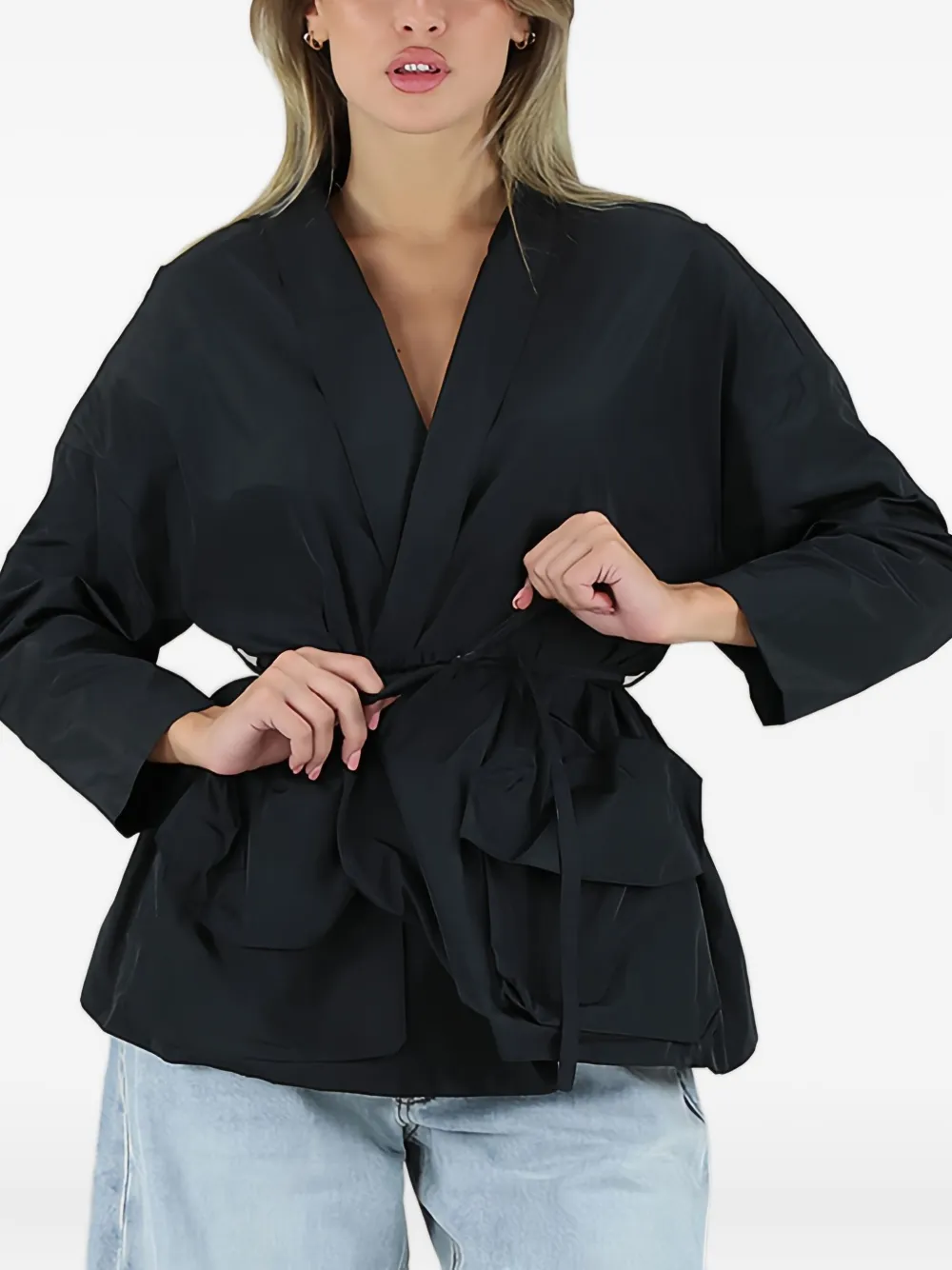 Блузка со сборками и завязками на талии MeimeiJ, черный
Блузка со сборками и завязками на талии MeimeiJ, черный