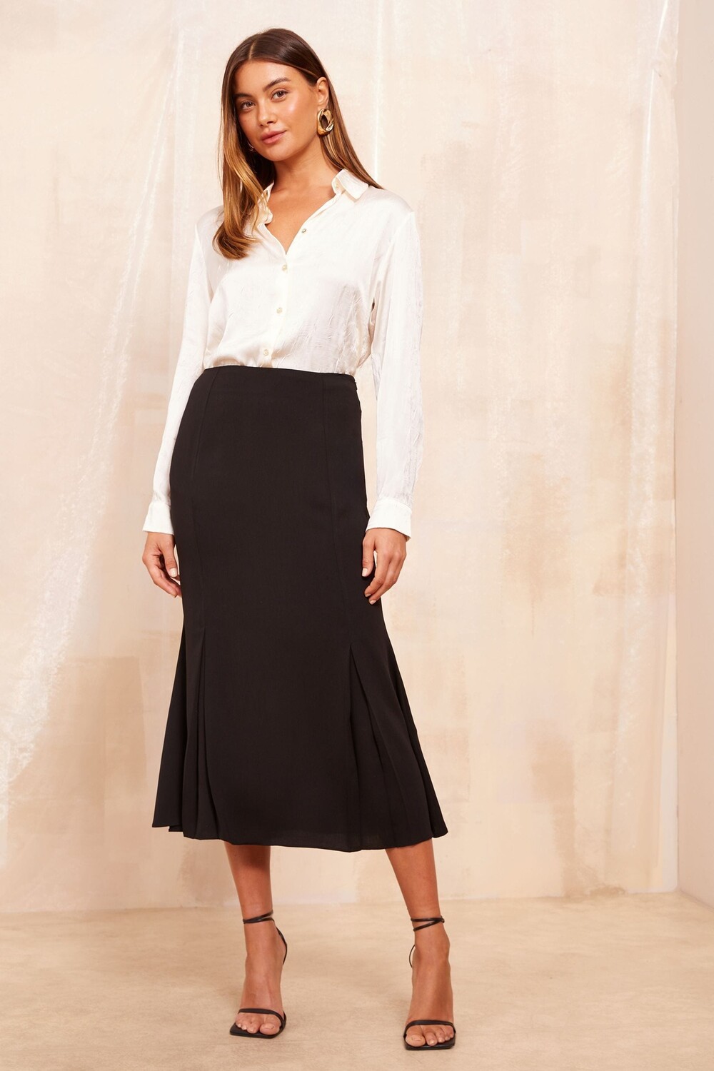 Юбка тюльпан миди Friends Like These, черный
Юбка тюльпан миди Friends Like These, черный