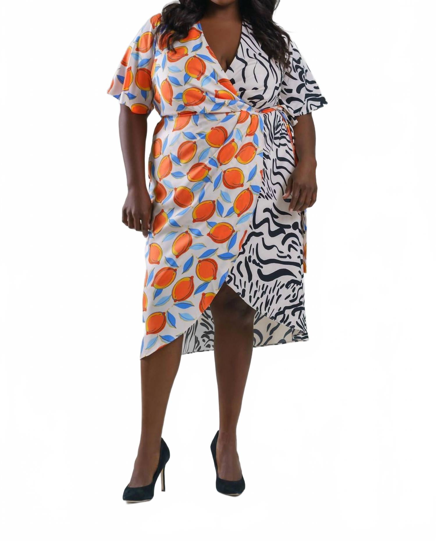 Платье-миди с V-образным вырезом от Pandora - плюс размера в цвете слоновая кость черный лимон Donna Morgan
Платье-миди с V-образным вырезом от Pandora - плюс размера в цвете слоновая кость черный лимон Donna Morgan