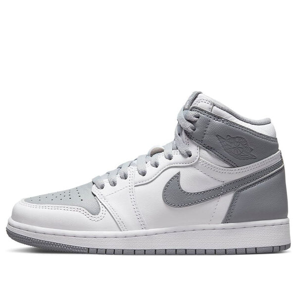 Кроссовки 1 retro high og 'stealth' Air Jordan, мультиколор 
Кроссовки 1 retro high og 'stealth' Air Jordan, мультиколор