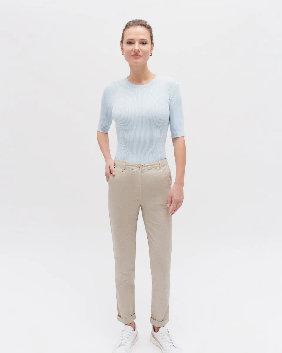 Женские прямые брюки приталенного кроя с итальянскими карманами Caroll, бежевый
Женские прямые брюки приталенного кроя с итальянскими карманами Caroll, бежевый