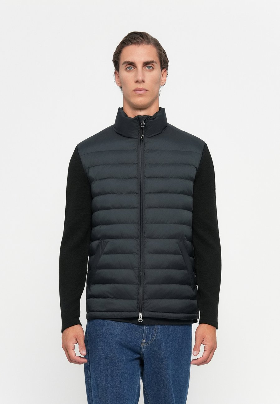 Куртка GANT MIXED MEDIA JACKET, Black
Куртка GANT MIXED MEDIA JACKET, Black