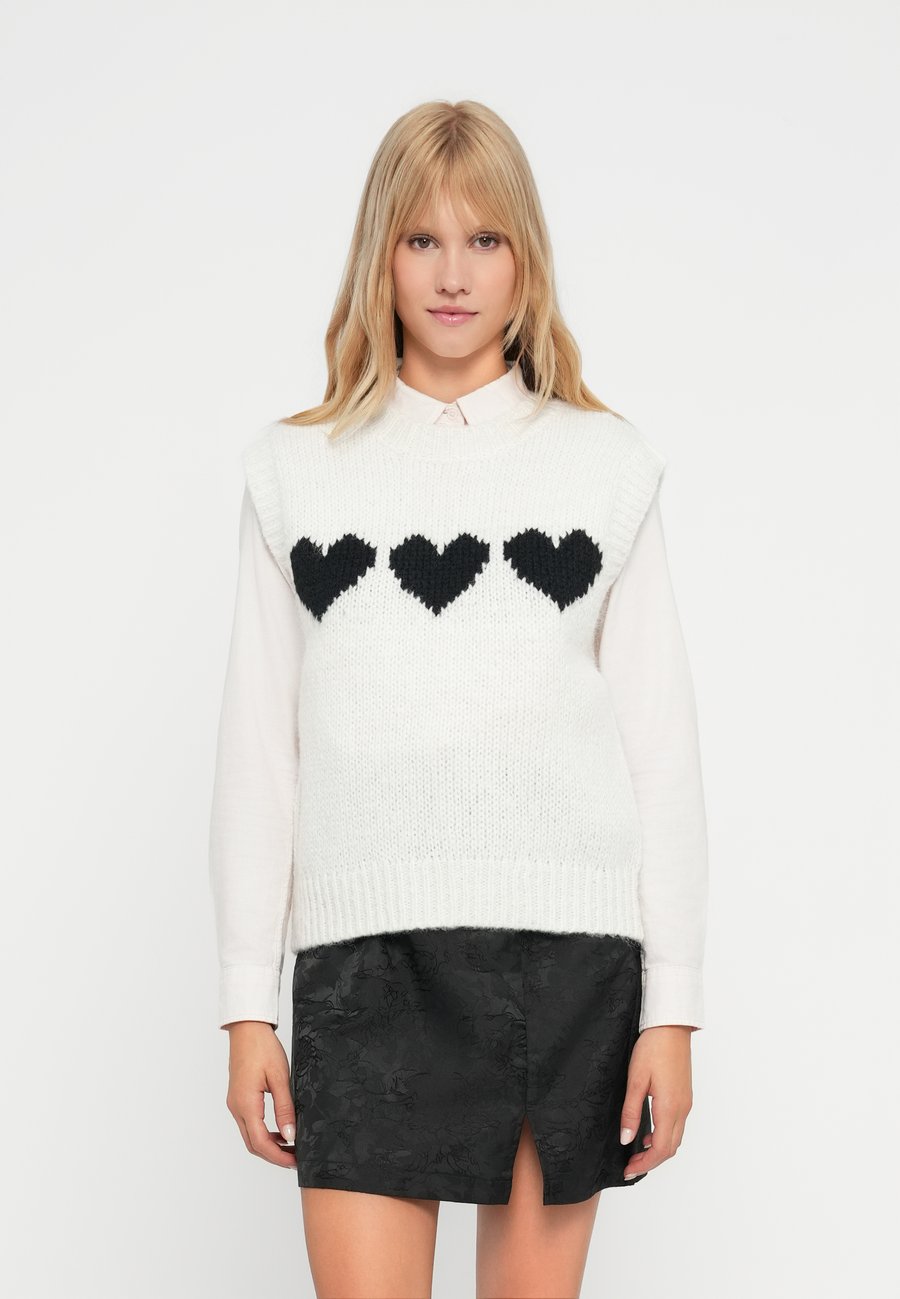 Джемпер Pieces PCJOVE O NECK, Cloud Dancer/Off-White
Джемпер Pieces PCJOVE O NECK, Cloud Dancer/Off-White